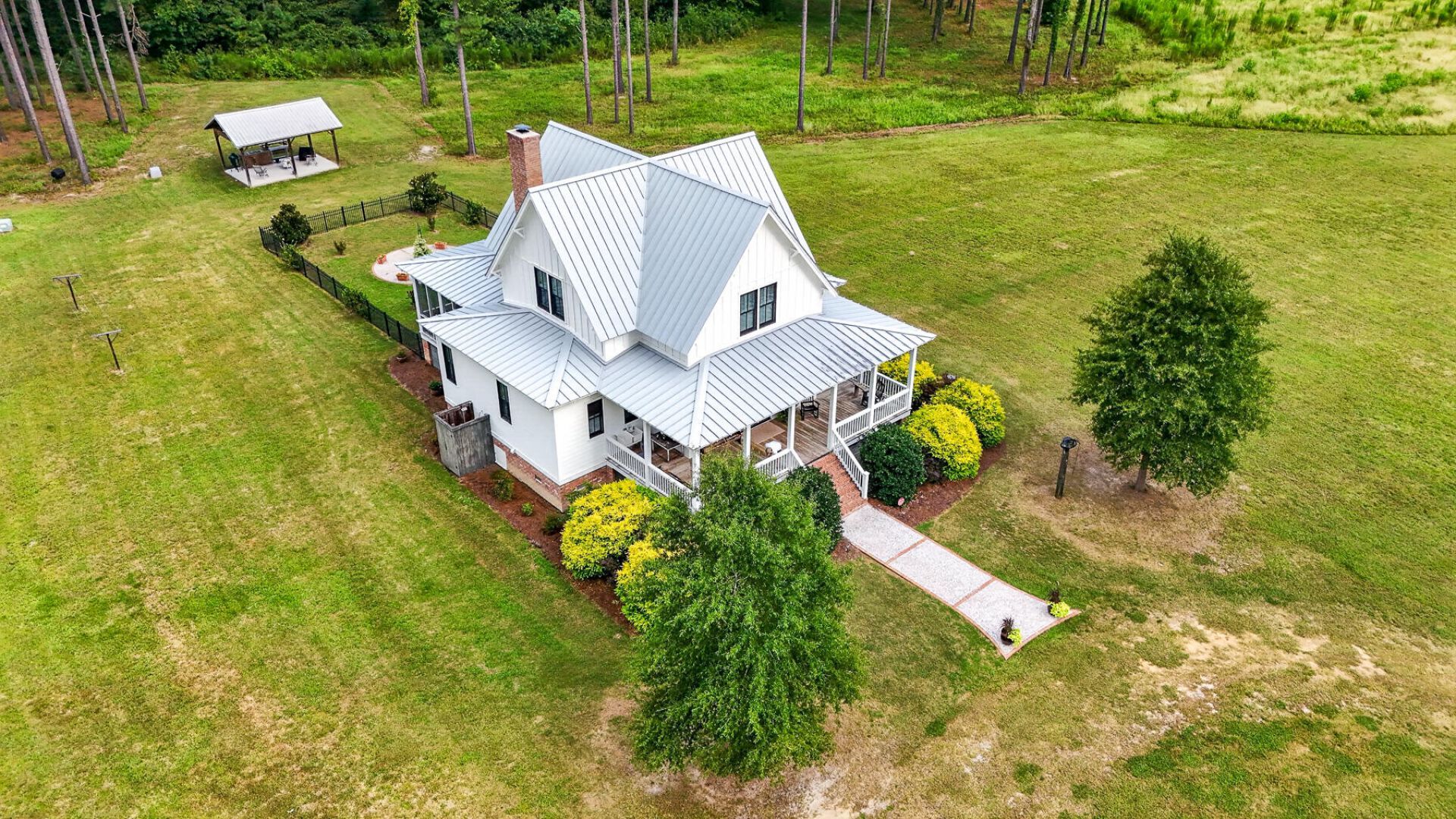 703 Bay Road Photo 65