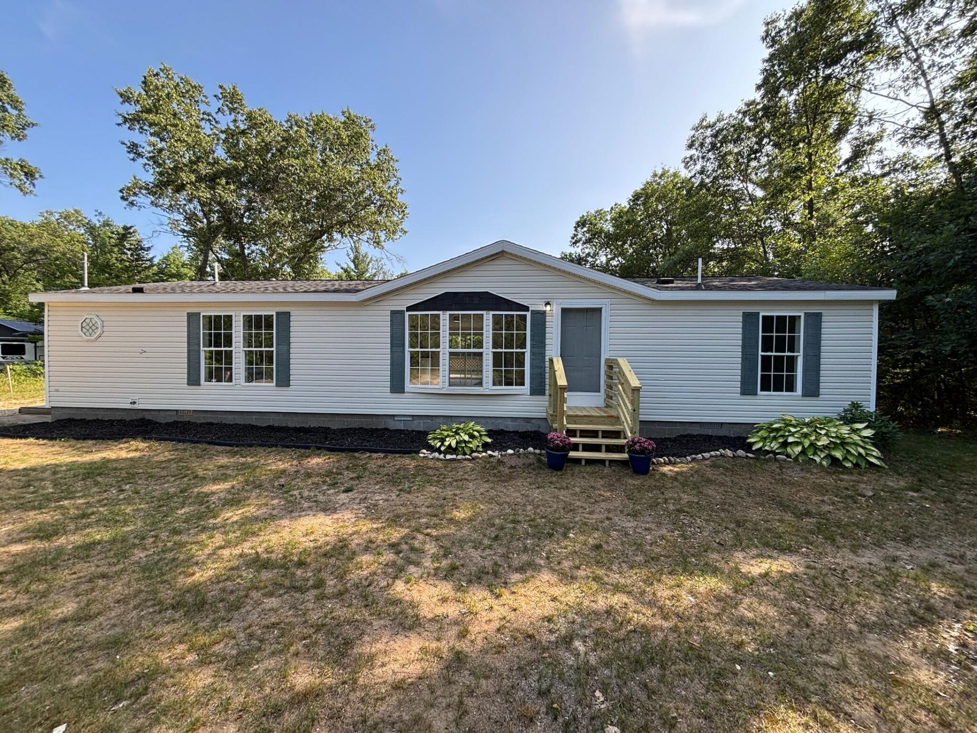1495 W Lakewood Road, Whitehall, MI 49461 Main Photo