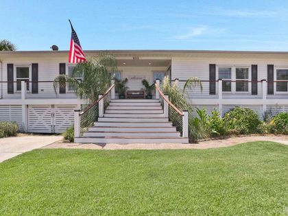 933 Coronado Dr Gulf Breeze, FL 32563