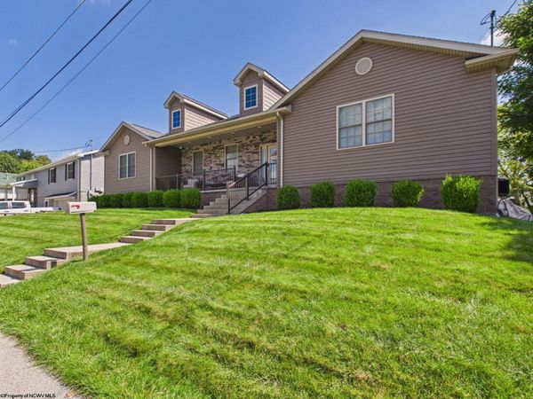 318 Glen Avenue, Clarksburg, WV 26301