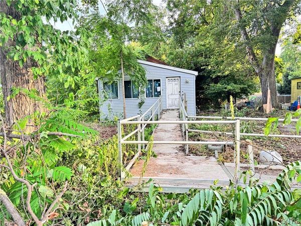 155 Meredith Avenue, Nedrow, NY 13120