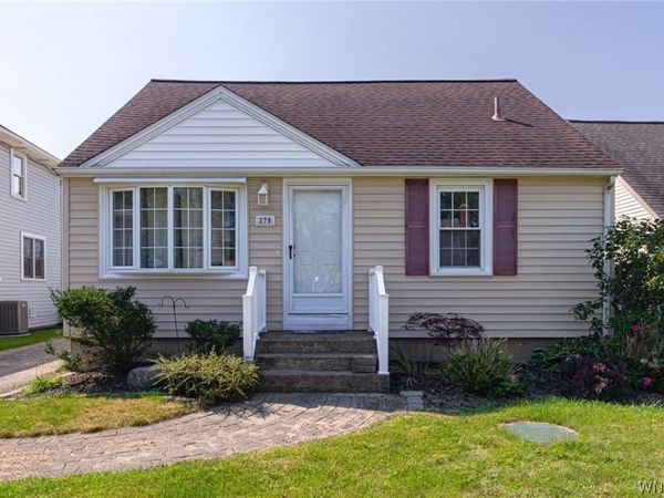 279 Irvington Drive , Tonawanda, NY 14150