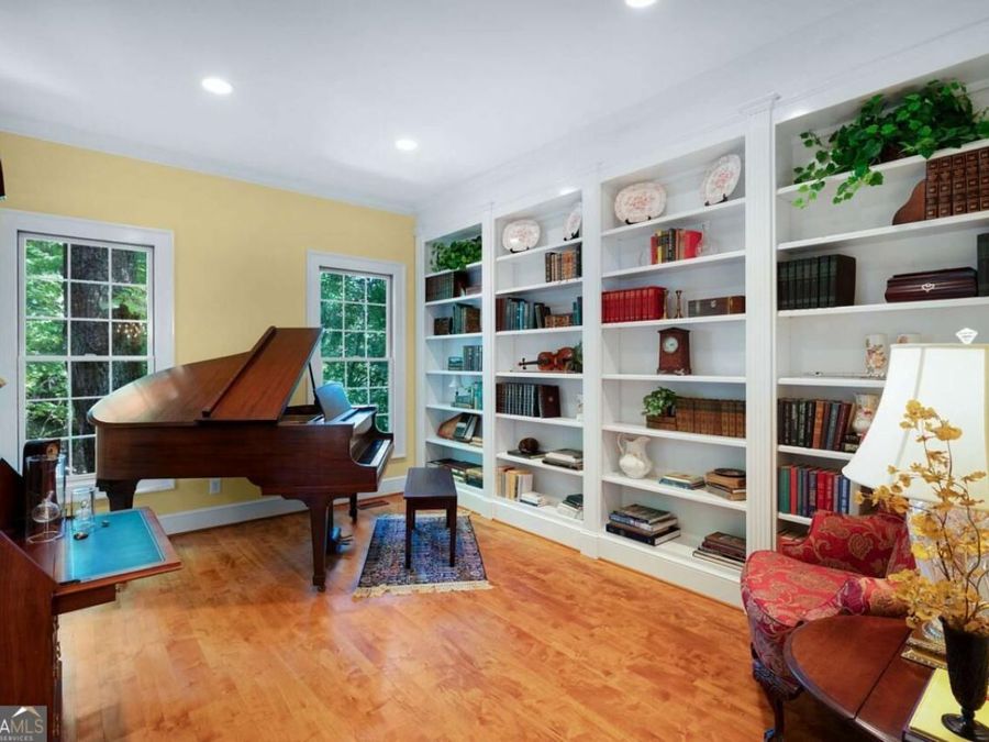 Property Image 11