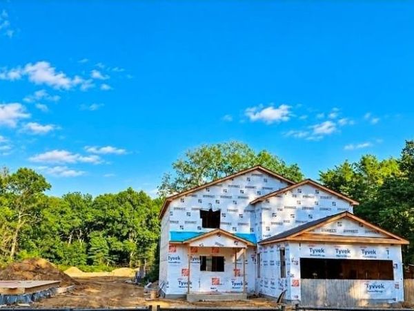 1355 Locust Avenue, Bohemia, NY 11716
