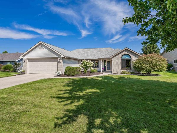 9826 White Hill Court, Fort Wayne, IN 46804