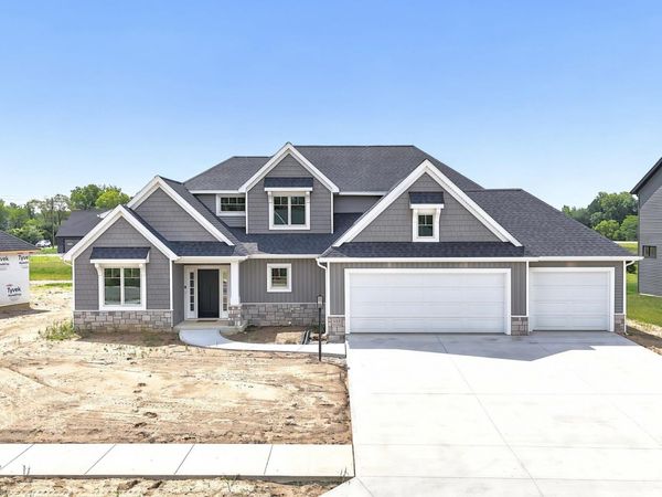 357 Keltic Pines Boulevard, Huntertown, IN 46748