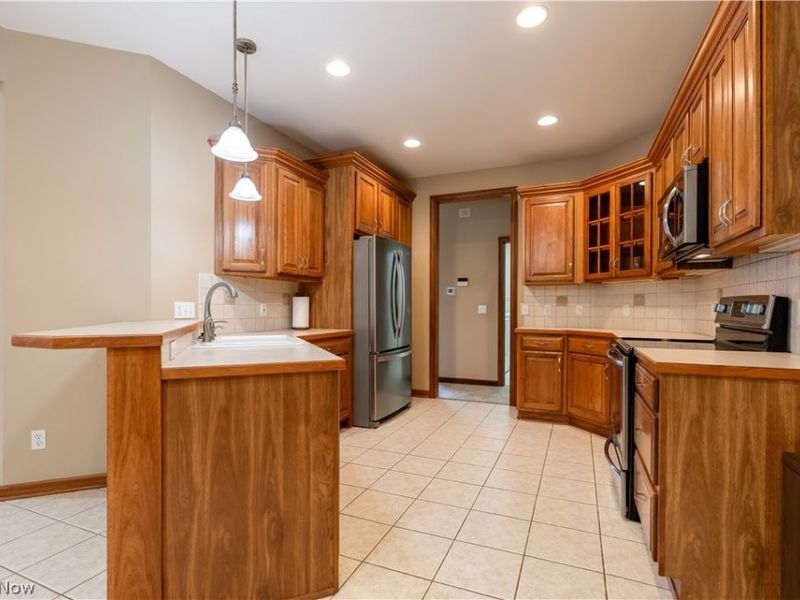 8025 Killeen Street NW, Massillon, OH 44646 Photo 11