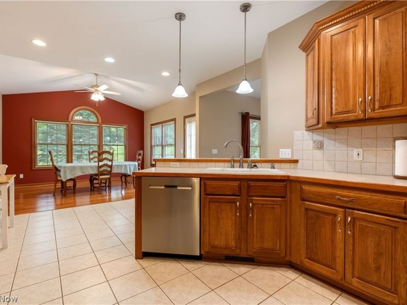 8025 Killeen Street NW, Massillon, OH 44646 Photo 13