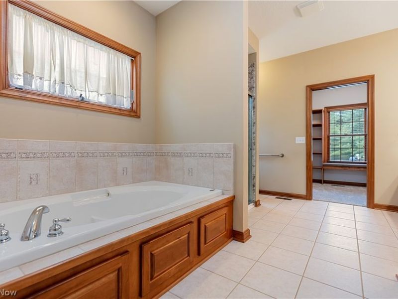 8025 Killeen Street NW, Massillon, OH 44646 Photo 18