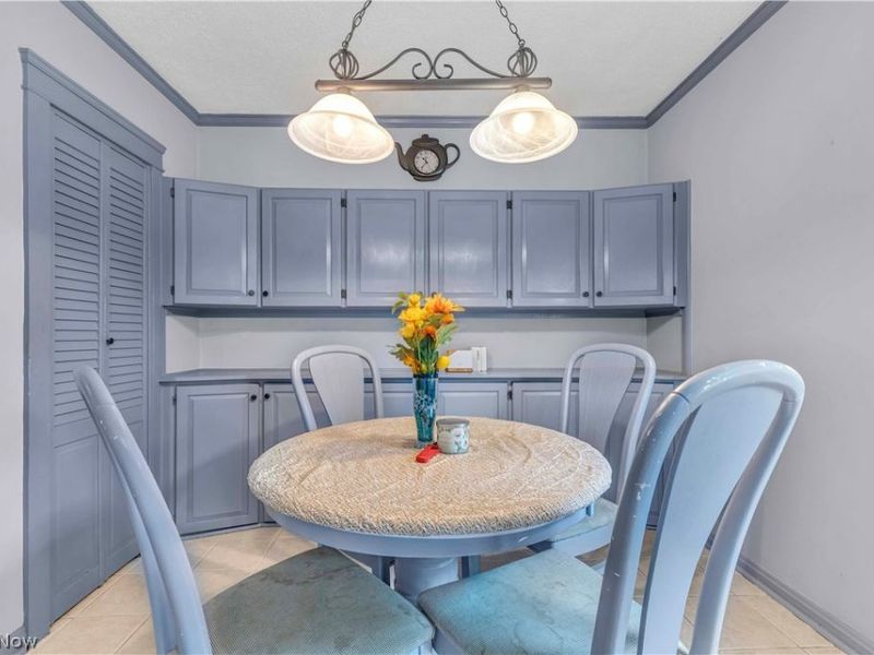 8102 Fernhill Avenue, Parma, OH 44129 Photo 8