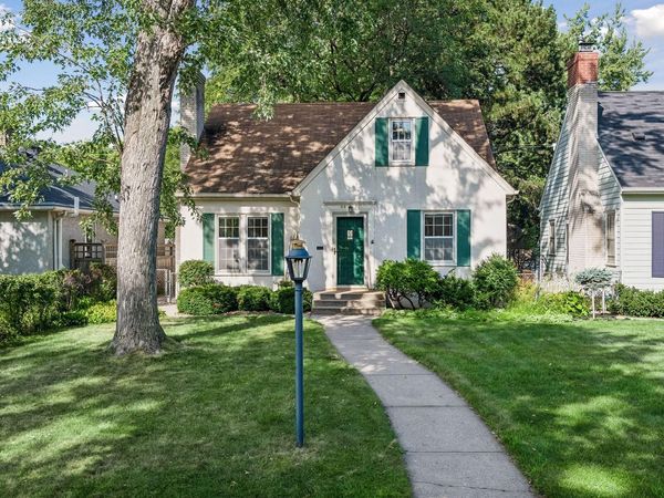 5652 Dupont Avenue S, Minneapolis, MN 55419