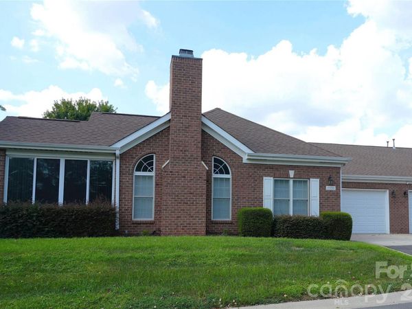 9920 Park Willow Drive , Charlotte, NC 28210