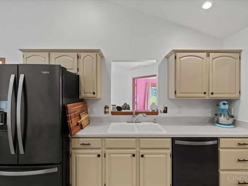 1532 Rockleigh Road, Washington Township, OH 45458 Photo 10