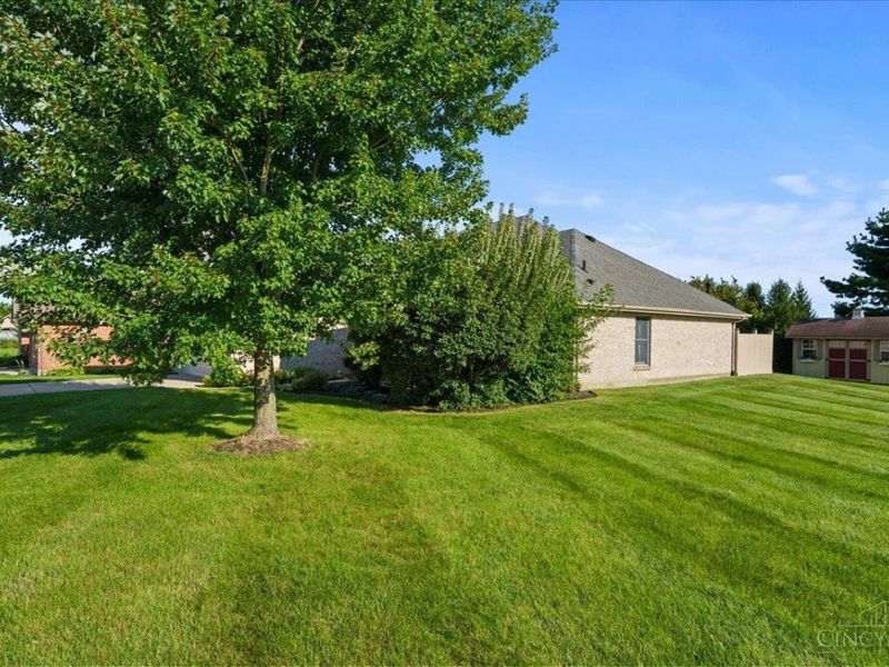 1532 Rockleigh Road, Washington Township, OH 45458 Photo 33