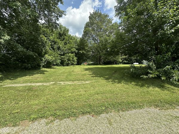 500 E 5th St At S Clinton , West Lebanon, IN 47991