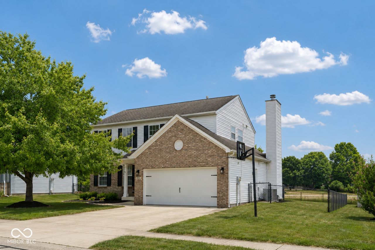 7974 Cobblesprings Drive, Avon, IN 46123 Main Photo