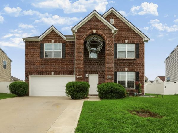 1378 Padana Drive , Greenwood, IN 46143