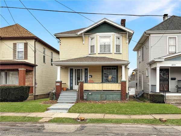 1652 Oregon Avenue , Steubenville, OH 43952