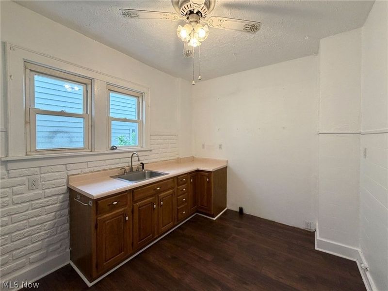 1652 Oregon Avenue , Steubenville, OH 43952 Photo 17