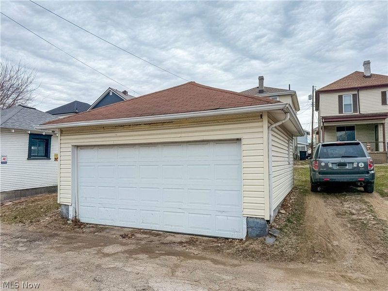 1652 Oregon Avenue , Steubenville, OH 43952 Photo 3