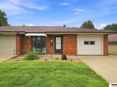 5519 Enterprise Drive, Lincoln, NE 68521