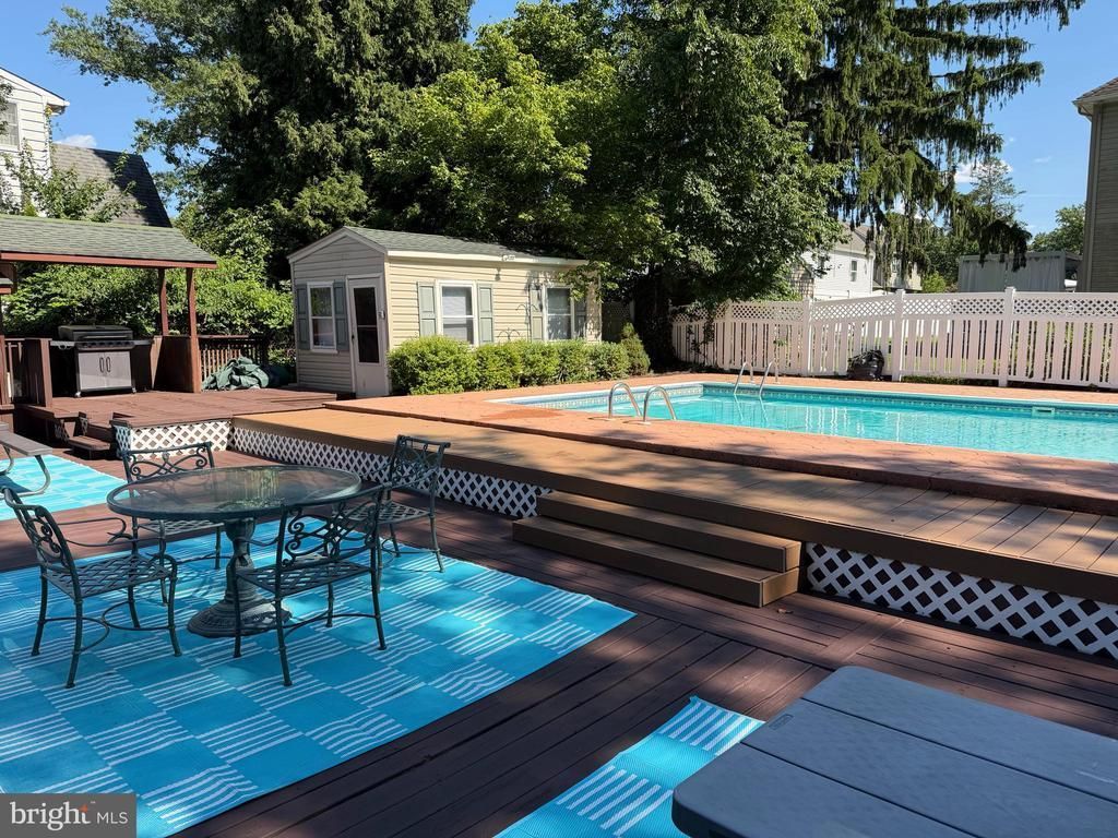 1580 BROWNSVILLE ROAD, LANGHORNE, PA 19047