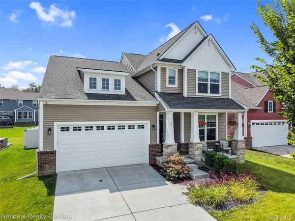 110 Wainwright, Novi, Mi 48377