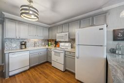 9670 Shore Dr. photo 4