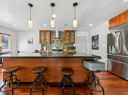 890 Tanglewood Drive, South Lake Tahoe, CA 96150 Photo