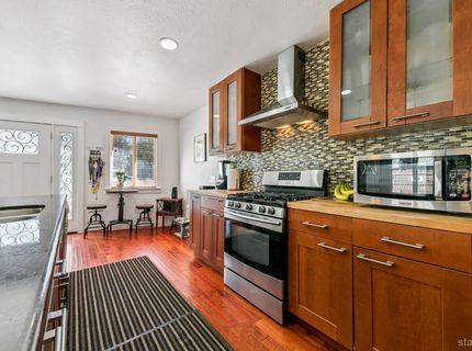 890 Tanglewood Drive, South Lake Tahoe, CA 96150 Photo