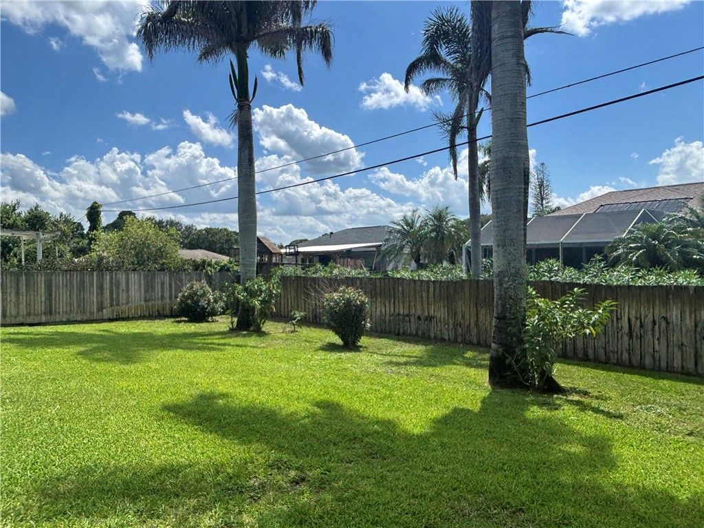 650 S Easy Street, Sebastian, FL 32958 Photo