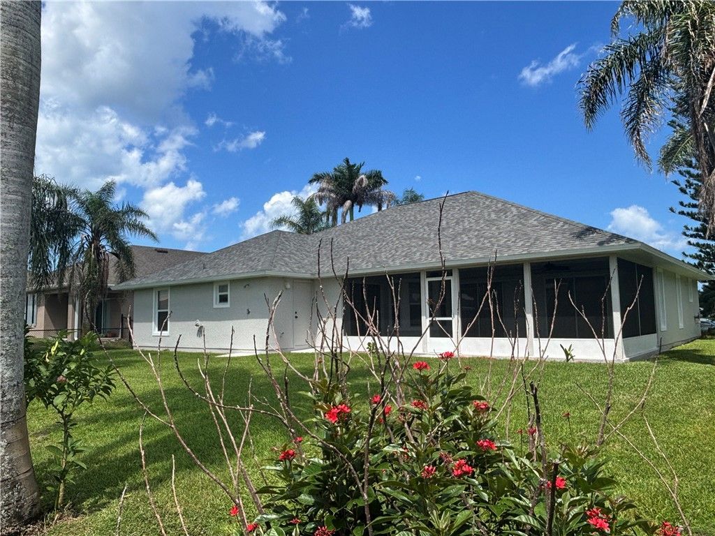 650 S Easy Street, Sebastian, FL 32958 Photo