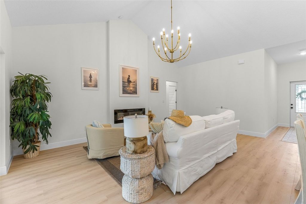 9365 107th Avenue, Vero Beach, FL 32967 Photo