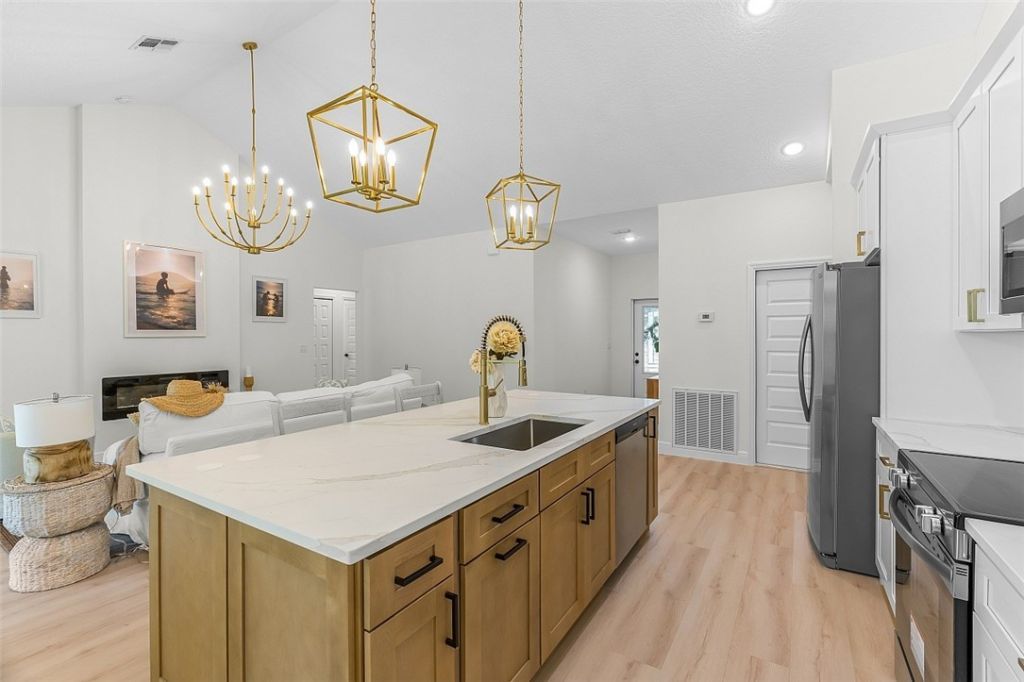 9365 107th Avenue, Vero Beach, FL 32967 Photo