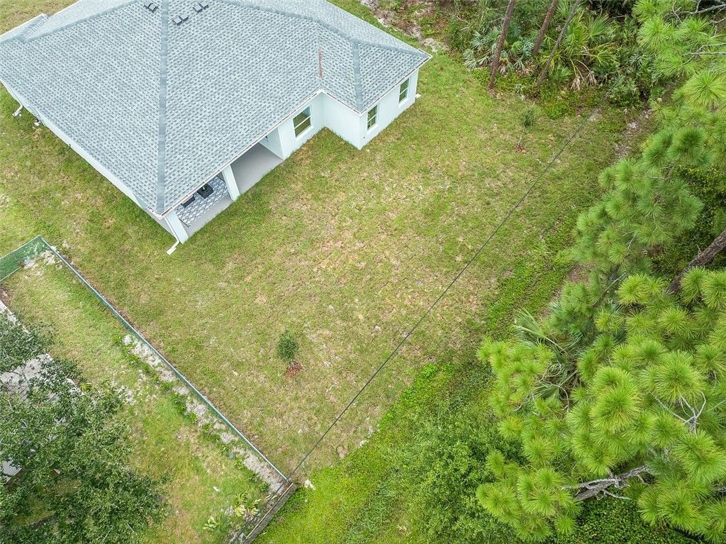 9365 107th Avenue, Vero Beach, FL 32967 Photo