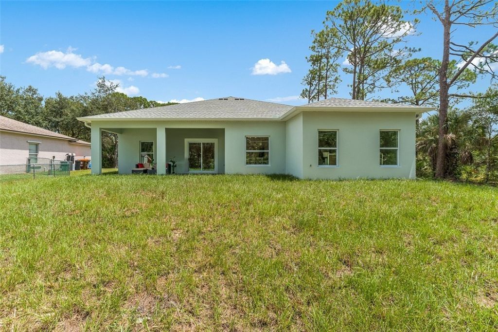 9365 107th Avenue, Vero Beach, FL 32967 Photo