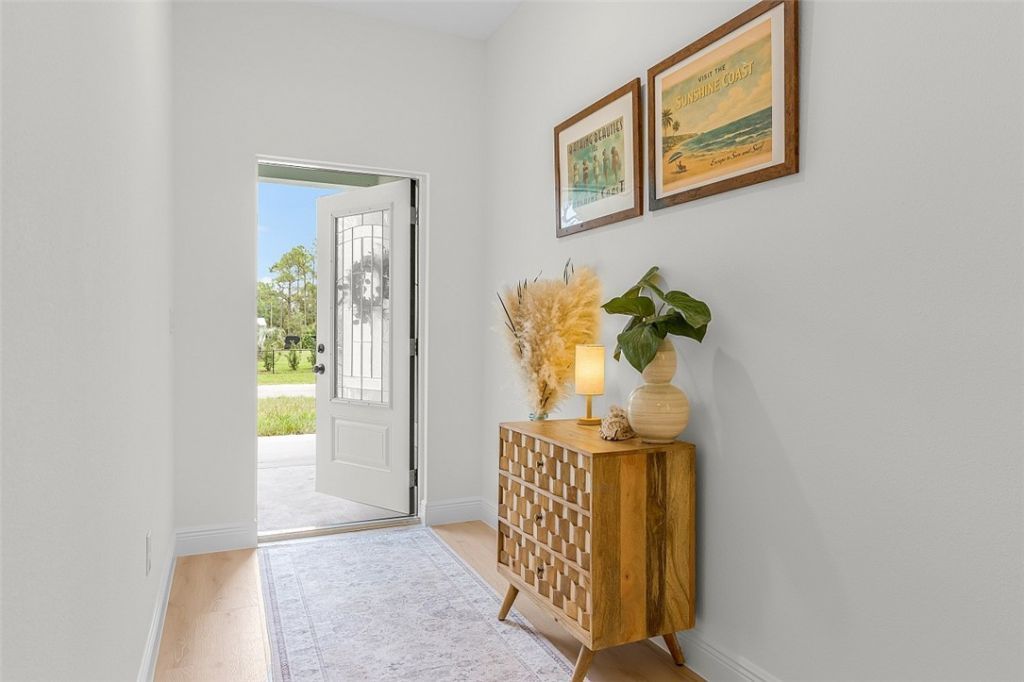 9365 107th Avenue, Vero Beach, FL 32967 Photo