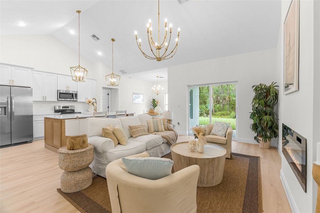 9365 107th Avenue, Vero Beach, FL 32967 Photo