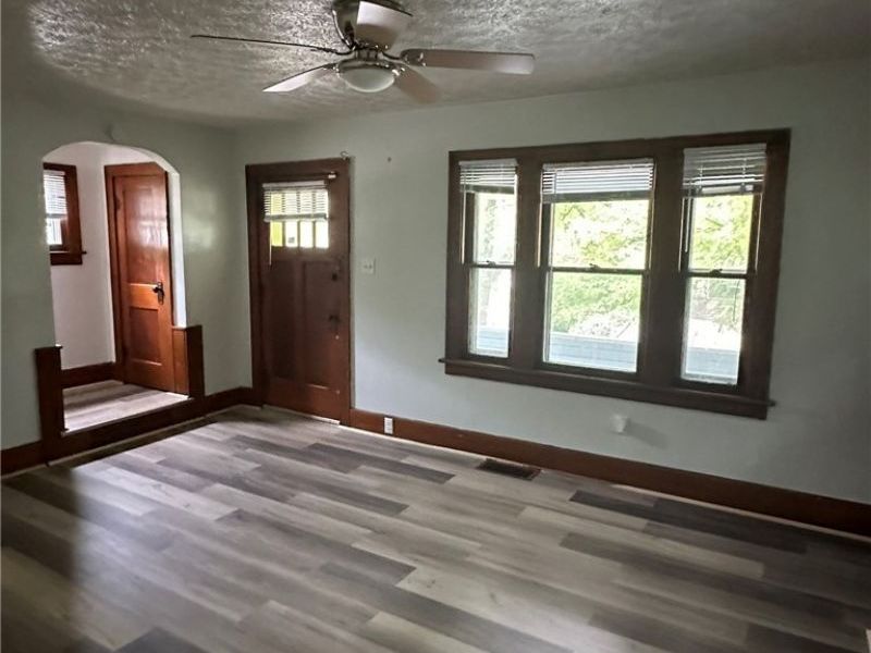 875 Mckinley Avenue , Akron, OH 44306 Photo 8