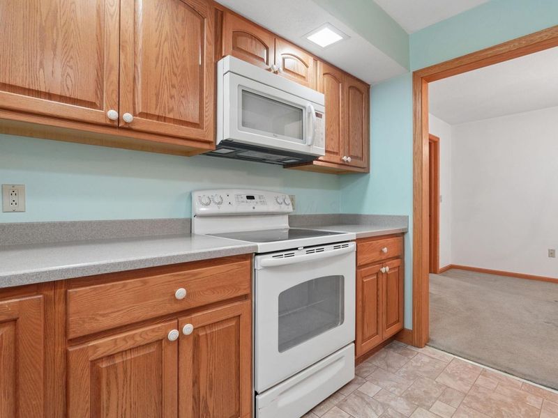501 E Gambier Street , Unit D, Mount Vernon, OH 43050 Photo 12