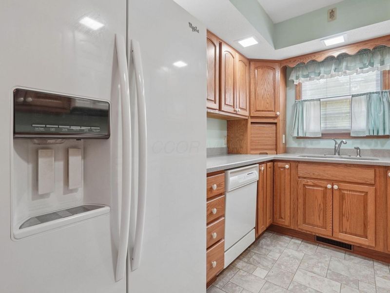 501 E Gambier Street , Unit D, Mount Vernon, OH 43050 Photo 13