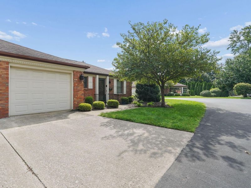501 E Gambier Street , Unit D, Mount Vernon, OH 43050 Photo 3