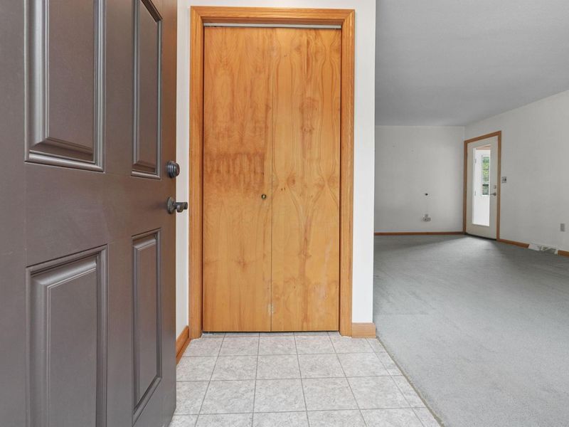 501 E Gambier Street , Unit D, Mount Vernon, OH 43050 Photo 5
