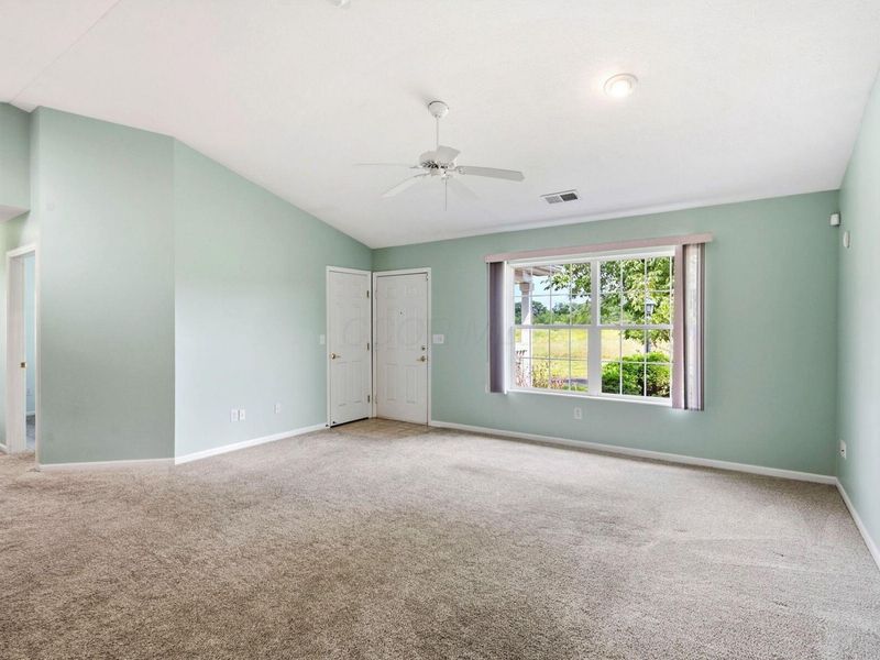 1290 Old Pond Drive , Marion, OH 43302 Photo 9