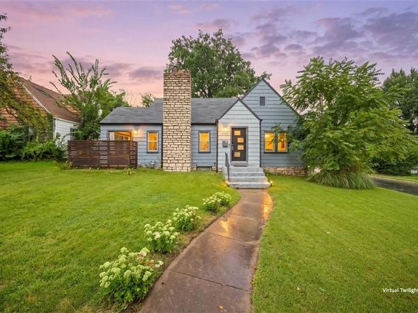 5987 Paseo Boulevard, Kansas City, MO 64110