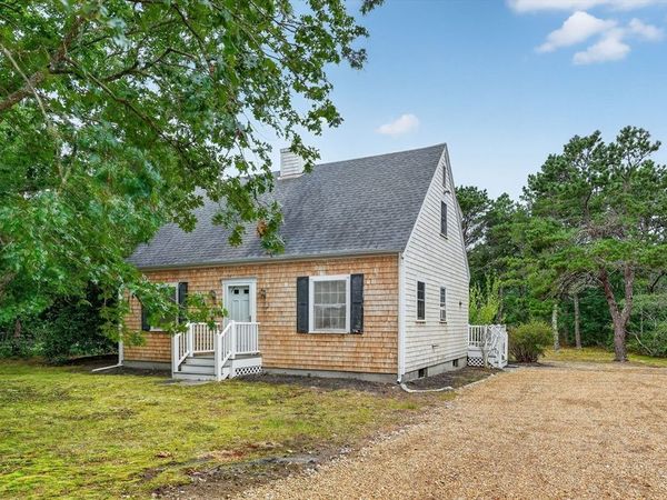 9 Martha's Road, Edgartown, MA 02539