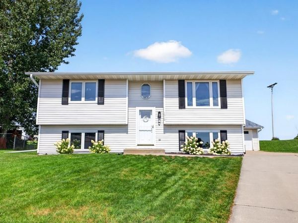 1910 3rd Avenue NE, Stewartville, MN 55976