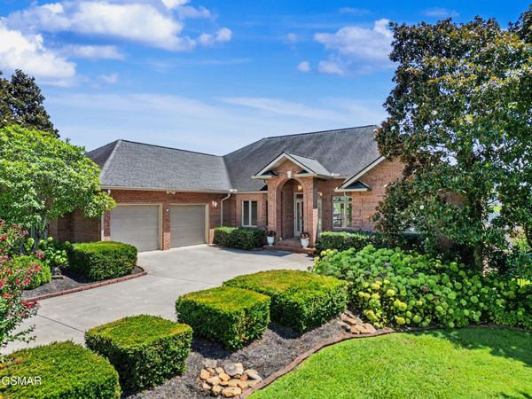 3019 Shaconage Trail , Sevierville, TN 37876