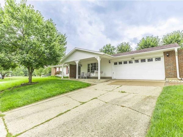 1105 Sherwood Forest Drive, West Carrollton, OH 45449