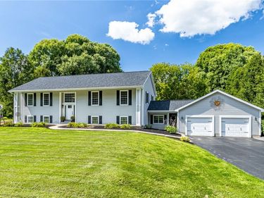 11 Plains Road , Honeoye Falls, NY 14472